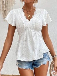 Rüschenbluse mit Muster und V-Ausschnitt – Elena
