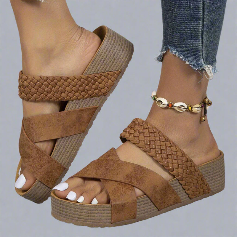 Orthopädische Plateausandalen stilvoll geflochten luftig – Morenya