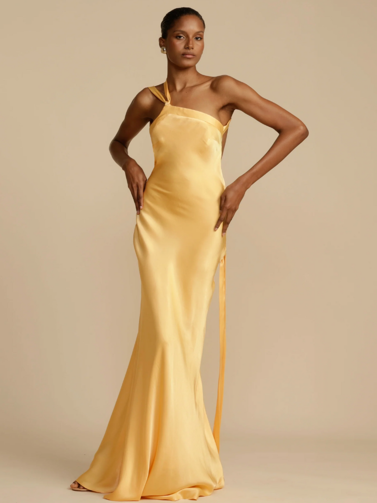 Hollywood Glam Maxikleid mit Satin Look – Elina